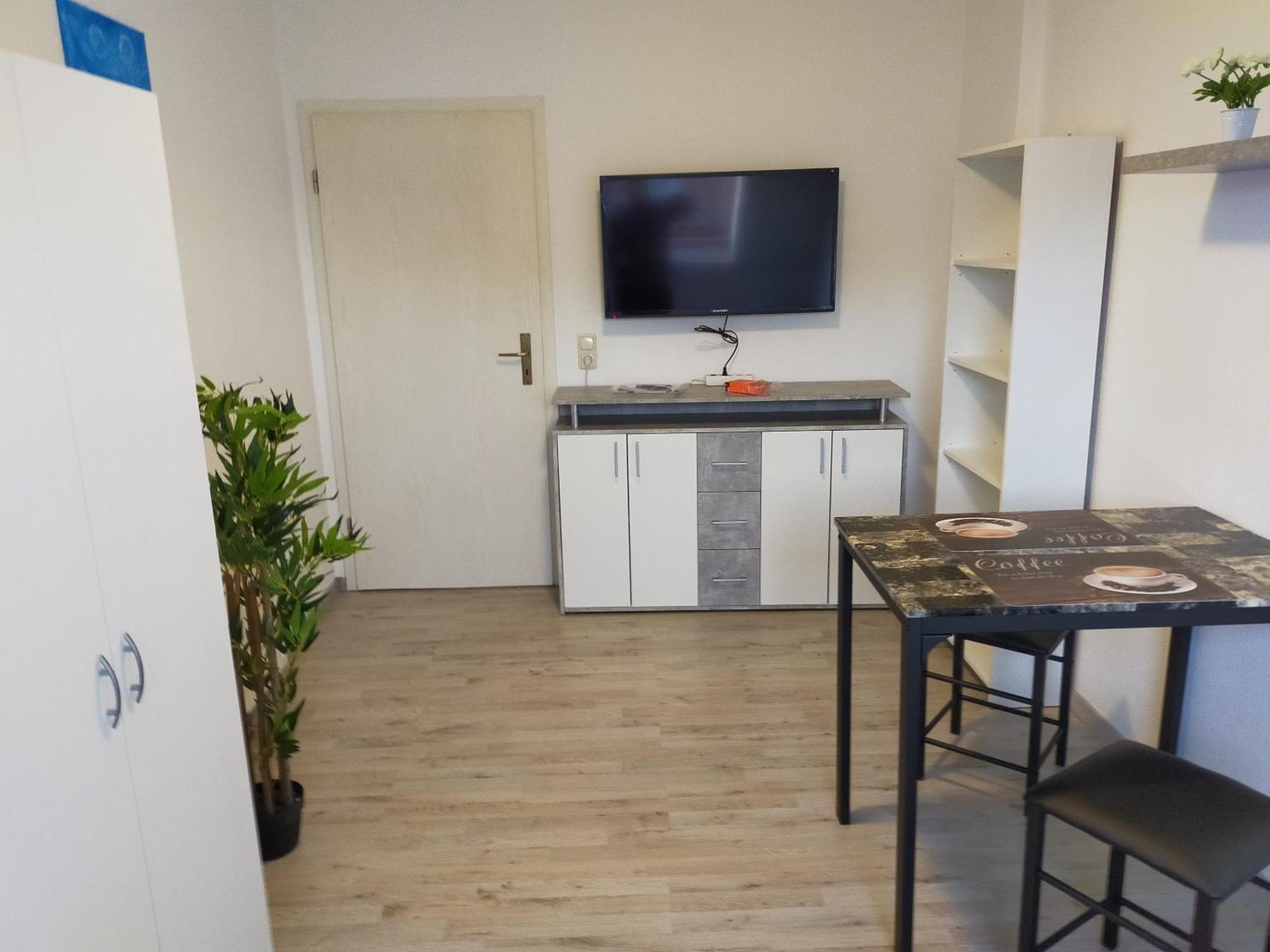Monteurwohnung in Zwickau mit 2 Zimmern Exterior foto